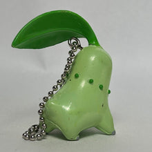 Cargar imagen en el visor de la galería, Pokémon - Chikorita - Figure Keychain - Cuchiwaii
