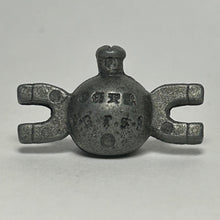 Cargar imagen en el visor de la galería, Pokémon - Coil / Magnemite - Metal Figure - Gunmetal ver. - Cuchiwaii
