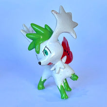 Load image into Gallery viewer, Pokémon DP - Shaymin - Trading Figure - Monster Collection - Cuchiwaii
