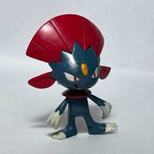 Cargar imagen en el visor de la galería, Pokémon DP - Weavile - Trading Figure - MC - Cuchiwaii
