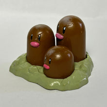Load image into Gallery viewer, Pokémon - Dugtrio - Trading Figure - Monster Collection - Cuchiwaii
