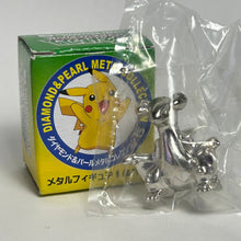 Cargar imagen en el visor de la galería, Pokémon - Gaburias / Garchomp - Metal Figure - Silver ver. - Cuchiwaii
