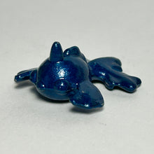 Cargar imagen en el visor de la galería, Pokémon - Goldeen - Metal Figure - Blue ver. - Cuchiwaii
