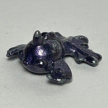 Cargar imagen en el visor de la galería, Pokémon - Goldeen - Metal Figure - Purple ver. - Cuchiwaii
