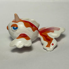 Cargar imagen en el visor de la galería, Pokémon - Goldeen - Trading Figure - MC - Cuchiwaii
