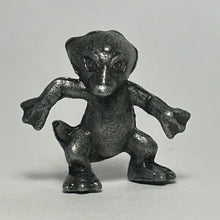 Cargar imagen en el visor de la galería, Pokémon - Golduck - Metal Figure - Gunmetal ver. - Cuchiwaii
