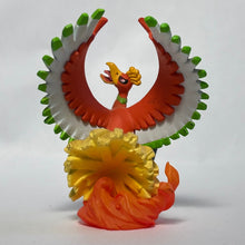 Load image into Gallery viewer, Pokémon HeartGold - Ho-Oh - Trading Figure - Tokuten - Cuchiwaii
