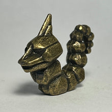 Cargar imagen en el visor de la galería, Pokémon - Iwark / Onix - Metal Figure - Copper ver. - Cuchiwaii
