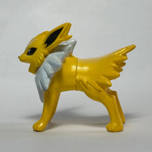 Cargar imagen en el visor de la galería, Pokémon - Jolteon - Trading Figure - Monster Collection - Cuchiwaii
