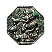 Cargar imagen en el visor de la galería, Pokémon - Landlos / Landorus - Metal Medal - Silver ver. - Cuchiwaii

