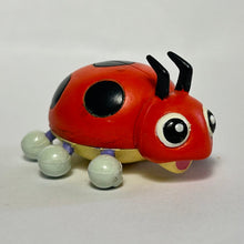 Load image into Gallery viewer, Pokémon - Ledyba - Trading Figure - Moncolle - Cuchiwaii
