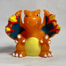 Cargar imagen en el visor de la galería, Pokémon - Lizardon / Charizard - Finger Puppet (DP6) - Cuchiwaii
