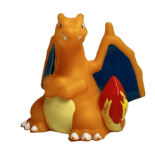 Cargar imagen en el visor de la galería, Pokémon - Lizardon / Charizard - Finger Puppet (GE) - Cuchiwaii
