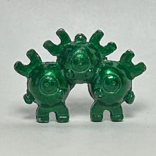 Cargar imagen en el visor de la galería, Pokémon - Magneton - Metal Figure - Green ver. - Cuchiwaii
