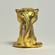 Cargar imagen en el visor de la galería, Pokémon - Mew - Metal Figure - Gold ver. - Cuchiwaii
