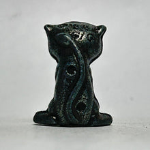 Cargar imagen en el visor de la galería, Pokémon - Mew - Metal Figure - Gunmetal ver. - Cuchiwaii
