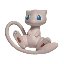 Load image into Gallery viewer, Pokémon - Mew - Trading Figure - Capsule Act - Cuchiwaii
