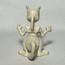 Cargar imagen en el visor de la galería, Pokémon - Mewtwo - Trading Figure - Monster Collection - Cuchiwaii
