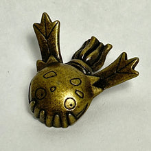 Cargar imagen en el visor de la galería, Pokémon - Muskippa / Carnivine - Metal Figure - Bronze ver. - Cuchiwaii
