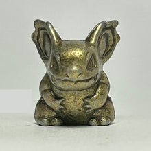 Cargar imagen en el visor de la galería, Pokémon - Nidorina - Metal Figure - Gold ver. - Cuchiwaii
