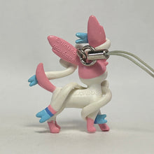Cargar imagen en el visor de la galería, Pokémon - Nymphia / Sylveon - Mascot Strap - Cuchiwaii
