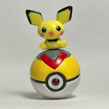 Cargar imagen en el visor de la galería, Pokémon - Pichu - Light Keychain - Cuchiwaii
