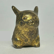 Cargar imagen en el visor de la galería, Pokémon - Pikachu - Metal Figure - Gold ver. - Cuchiwaii
