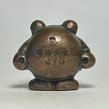 Cargar imagen en el visor de la galería, Pokémon - Poliwhirl - Metal Figure - Copper ver. - Cuchiwaii
