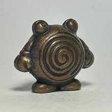 Cargar imagen en el visor de la galería, Pokémon - Poliwhirl - Metal Figure - Copper ver. - Cuchiwaii
