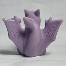 Cargar imagen en el visor de la galería, Pokémon - Ptera / Aerodactyl - Finger Puppet (F&amp;G6) - Cuchiwaii
