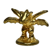 Cargar imagen en el visor de la galería, Pokémon - Strike / Scyther - Trading Metal Figure - Gold ver. - Cuchiwaii
