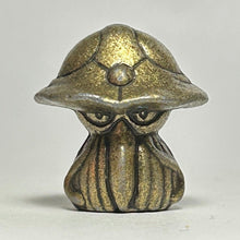 Cargar imagen en el visor de la galería, Pokémon - Tentacruel - Metal Figure - Gold ver. - Cuchiwaii
