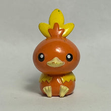 Cargar imagen en el visor de la galería, Pokémon - Torchic - Mini Figure - Cuchiwaii
