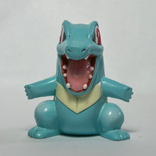 Cargar imagen en el visor de la galería, Pokémon - Totodile - Trading Figure - MC - Cuchiwaii

