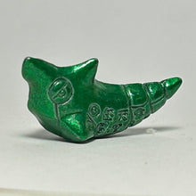Cargar imagen en el visor de la galería, Pokémon - Transel / Metapod - Metal Figure - Green ver. - Cuchiwaii
