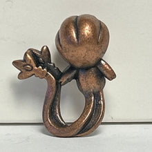 Cargar imagen en el visor de la galería, Pokémon - Uxie - Metal Figure - Bronze ver. - Cuchiwaii
