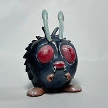 Cargar imagen en el visor de la galería, Pokémon - Venonat - Trading Figure - Monster Collection - Cuchiwaii
