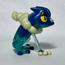 Load image into Gallery viewer, Pokémon XY - Frogadier - Trading Figure - Monster Collection - Cuchiwaii
