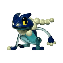 Load image into Gallery viewer, Pokémon XY - Frogadier - Trading Figure - Monster Collection - Cuchiwaii
