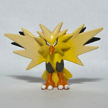 Load image into Gallery viewer, Pokémon - Zapdos - Trading Figure - Monster Collection - Cuchiwaii
