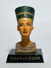 Cargar imagen en el visor de la galería, Queen Nefertiti Bust - Collect Club Ancient Civilizations Edition - Cuchiwaii
