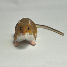 Load image into Gallery viewer, Red-eyed field mouse - Trading Figure - Miniature - 031C - Cuchiwaii
