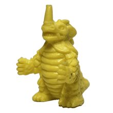 Load image into Gallery viewer, Return of Ultraman - Seagorath - Eraser Figure - Keshigomu - Cuchiwaii
