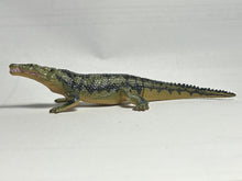 Load image into Gallery viewer, Rutiodon - Trading Figure - Miniature (062) - Cuchiwaii
