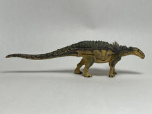 Load image into Gallery viewer, Sauropelta edwardsorum - Trading Figure - Miniature (032) - Cuchiwaii
