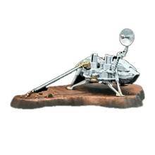 Load image into Gallery viewer, Science Fiction: Viking 1 Mars Probe - Diorama Figure (08) - Cuchiwaii
