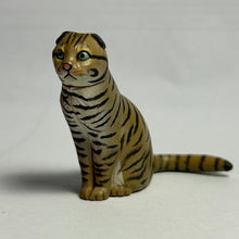 Load image into Gallery viewer, Scottish Fold - Trading Figure - Miniature - 030 - Cuchiwaii
