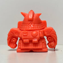 Cargar imagen en el visor de la galería, SD Gundam - Kenshin Uesugi Gundam - Keshi - Eraser Figure - Cuchiwaii

