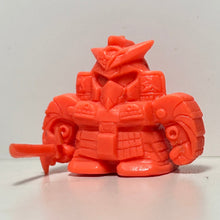 Cargar imagen en el visor de la galería, SD Gundam - Kenshin Uesugi Gundam - Keshi - Eraser Figure - Cuchiwaii
