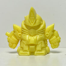 Cargar imagen en el visor de la galería, SD Gundam - Red Warrior Kai Gundam - Keshi - Eraser Figure - Cuchiwaii
